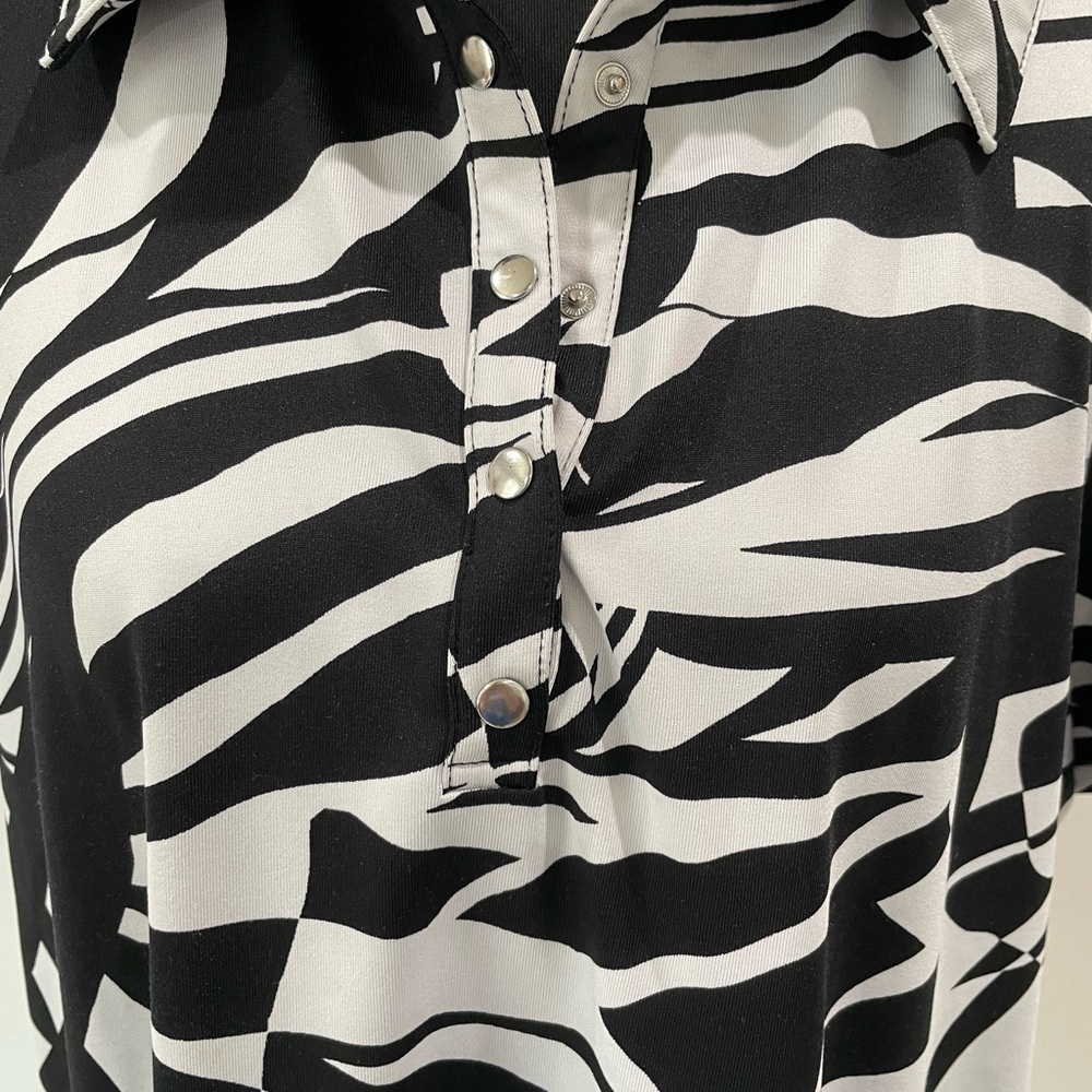 Chico's Monochrome Patterned Blouse black - Picture 3 of 5